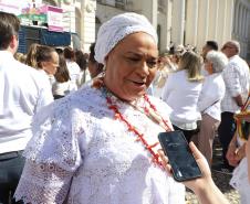 Caminhada contra o feminicídio reúne 2 mil pessoas em Curitiba: ato acontece em 181 cidades