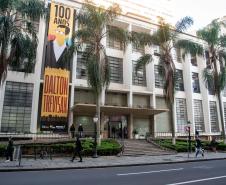 Nando Reis, férias nos museus e oficina com avós marcam a agenda cultural da semana