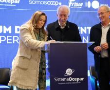 Estado e Ocepar firmam compromisso pela equidade de gênero nas cooperativas