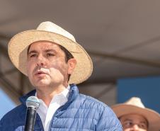 Ratinho Junior anuncia conclusão da pavimentação de Castro ao distrito do Socavão
