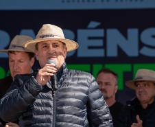 Ratinho Junior anuncia conclusão da pavimentação de Castro ao distrito do Socavão