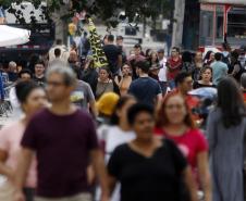 População do Paraná cresce acima da média nacional e ganha 65,8 mil habitantes