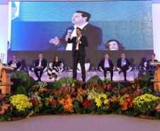 Ratinho Junior compartilha projetos de sucesso da educação no Conexidades
