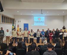 Cuida Paraná: programa que capacita migrantes forma mais 89 alunos em Maringá