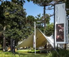 Exposição de Calderari, shows de humor e oficinas nos museus agitam a agenda cultural