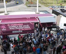 Paraná lança a mais completa unidade móvel de saúde da mulher do Brasil