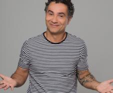 Exposição de Calderari, shows de humor e oficinas nos museus agitam a agenda cultural