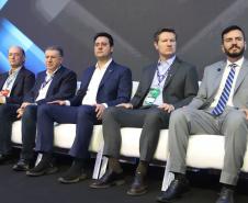 Sinaliza Paraná: governador libera R$ 100 milhões para sinalização viária das cidades
