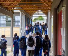 R$ 30 milhões: Estado entrega lava-louças e equipamentos para cozinhas de escolas estaduais