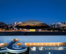 Jorge Aragão, Blindagem, Primavera dos Museus e peças teatrais agitam a agenda cultural