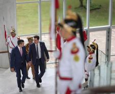 Ratinho Junior recebe Santiago Peña para debater novas oportunidades entre Paraná e Paraguai