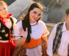 Peça para bebês e oficina com mexicano no MON estão na agenda cultural da semana