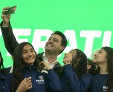 Estado apoiará municípios na implementação de inglês e robótica no Ensino Fundamental I