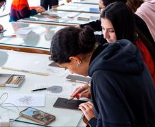 Queen, Hilda Furacão, Fagner e cinema no MON são destaques da programação cultural