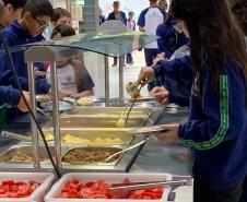 Dia Mundial da Alimentação: mais de 2 mil alunos tem alimentação especial nas escolas estaduais do Paraná
