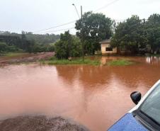Defesa Civil manda ajuda humanitária a moradores de Goioxim afetados pelas chuvas