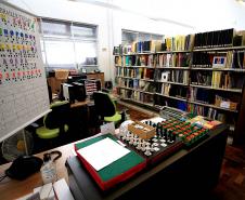 Agenda cultural tem musical do Djavan, Mozart no MON e duas novas exposições nos museus