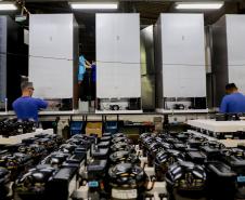 Paraná registra 3º maior saldo de empregos do Brasil de janeiro a outubro de 2025