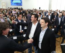 Estado e Prefeitura de Curitiba firmam convênios de R$ 181 milhões para trinário e Escola de Circo