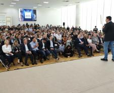 Estado e Prefeitura de Curitiba firmam convênios de R$ 181 milhões para trinário e Escola de Circo