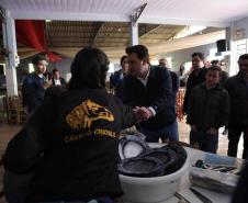 Em Rio Bonito do Iguaçu, Ratinho Junior anuncia força-tarefa para reconstrução das casas