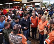 Em Rio Bonito do Iguaçu, Ratinho Junior anuncia força-tarefa para reconstrução das casas