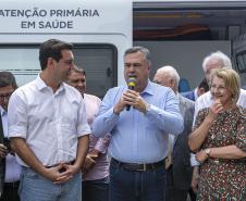 Governador entrega 150 ambulâncias com UTIs para todas as regiões do Paraná