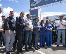 Governador entrega 150 ambulâncias com UTIs para todas as regiões do Paraná