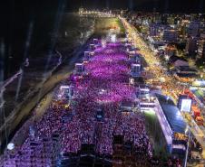 Roupa Nova mais do que dobra público de dois anos atrás no Verão Maior Paraná em Matinhos