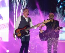 Roupa Nova mais do que dobra público de dois anos atrás no Verão Maior Paraná em Matinhos