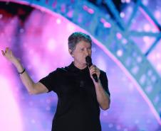 Roupa Nova mais do que dobra público de dois anos atrás no Verão Maior Paraná em Matinhos