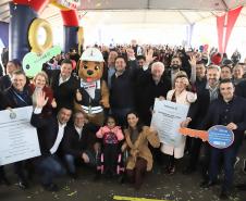 130 mil famílias: Casa Fácil impulsiona habitação e movimenta a economia do Paraná