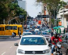 Com redução do IPVA, emplacamentos aumentaram 42% no Paraná entre 2024 e 2025