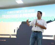 Ratinho Junior lança programas que levam energia mais potente e conectividade às propriedades rurais