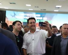 Ratinho Junior lança programas que levam energia mais potente e conectividade às propriedades rurais