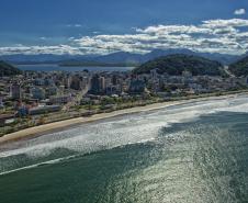 Com incremento de 246%, Litoral recebeu R$ 1,6 bilhão em investimentos em 2025