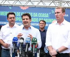 Ratinho Junior assina ordem de serviço do novo Mercado de Flores da Ceasa Curitiba