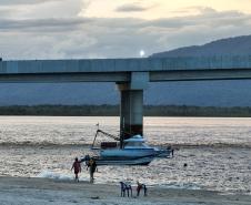 Com trecho estaiado quase pronto e 160 vigas lançadas, Ponte de Guaratuba atinge 91% de execução