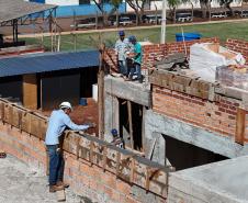 Construção de creche no município de Laranjal.