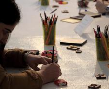 Despedida do Verão Maior e peças cômicas nos palcos estão na agenda cultural da semana