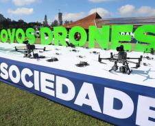 Ratinho Junior entrega 243 drones para monitoramento aéreo das forças de segurança do Paraná
