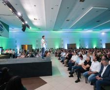 O governador Carlos Massa Ratinho Junior e o secretário de Educação, Roni Miranda, anunciam nesta quinta-feira (5) no Seminário de Diretores da rede estadual novos investimentos do programa Escola Mais Bonita, em Foz do Iguaçu.