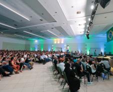 O governador Carlos Massa Ratinho Junior e o secretário de Educação, Roni Miranda, anunciam nesta quinta-feira (5) no Seminário de Diretores da rede estadual novos investimentos do programa Escola Mais Bonita, em Foz do Iguaçu.