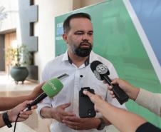 O governador Carlos Massa Ratinho Junior e o secretário de Educação, Roni Miranda, anunciam nesta quinta-feira (5) no Seminário de Diretores da rede estadual novos investimentos do programa Escola Mais Bonita, em Foz do Iguaçu.