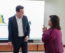 O governador Carlos Massa Ratinho Junior recebe nesta segunda-feira (23) representantes do Grupo Mulheres do Brasil.