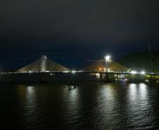 Em reta final, obras da Ponte de Guaratuba seguem inclusive no turno da noite