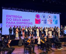 Casa Civil é 1º órgão do Estado a receber o selo “Nós Por Elas” de enfrentamento à violência contra mulher