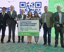 Paraná lança Cadastro do Cuidador e reforça cooperação em políticas para pessoa idosa
