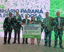 Paraná lança Cadastro do Cuidador e reforça cooperação em políticas para pessoa idosa