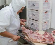 Perto do trilhão: vendas de empresas do Paraná para outros estados crescem 211% em sete anos